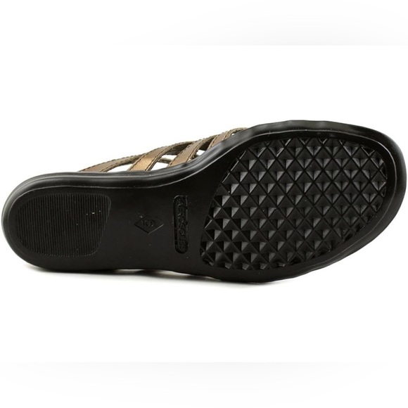 Aerosoles Size 7.5 Memory Foam Bronze Gladiator Sandals! - Picture 4 of 8